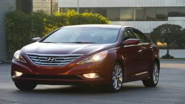 Hyundai recalls some 2011 Sonatas: Airbags might not deploy